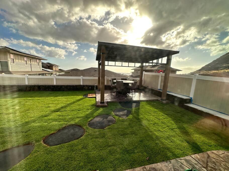 New 4 Bedroom Home With Ocean And Gorgeous Mountain Views In The Gated Community Of Mauna Olu Waianae Exteriör bild