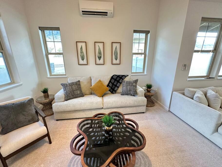 New 4 Bedroom Home With Ocean And Gorgeous Mountain Views In The Gated Community Of Mauna Olu Waianae Exteriör bild