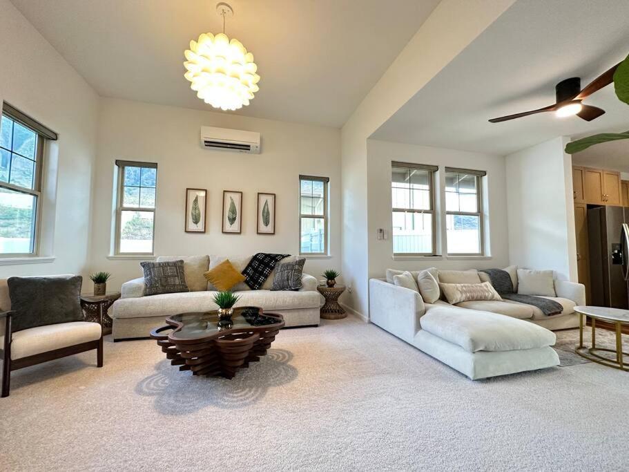 New 4 Bedroom Home With Ocean And Gorgeous Mountain Views In The Gated Community Of Mauna Olu Waianae Exteriör bild